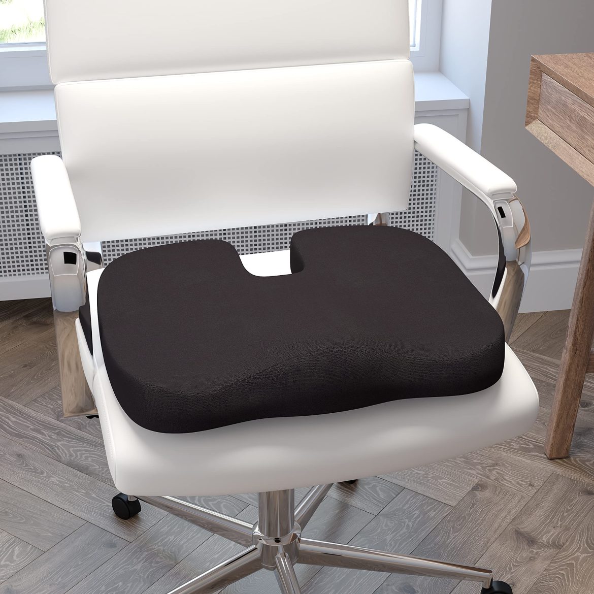 با استفاده از یک فوم سرد صندلی اداری مرغوب بدن خود را در برابر کمر درد بیمه نمایید!